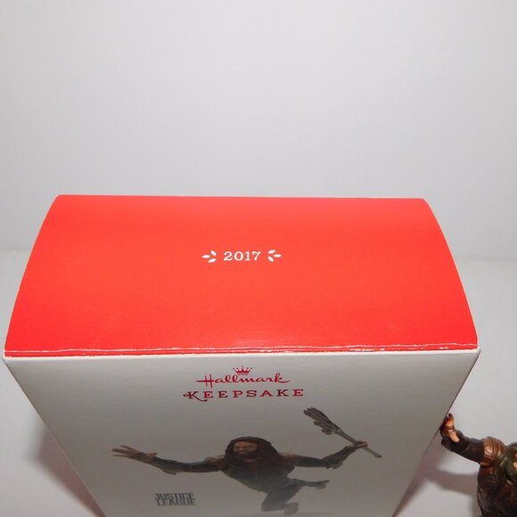 2017 Hallmark Keepsake Justice League Aquaman Christmas Tree Ornament - Picture 3 of 11